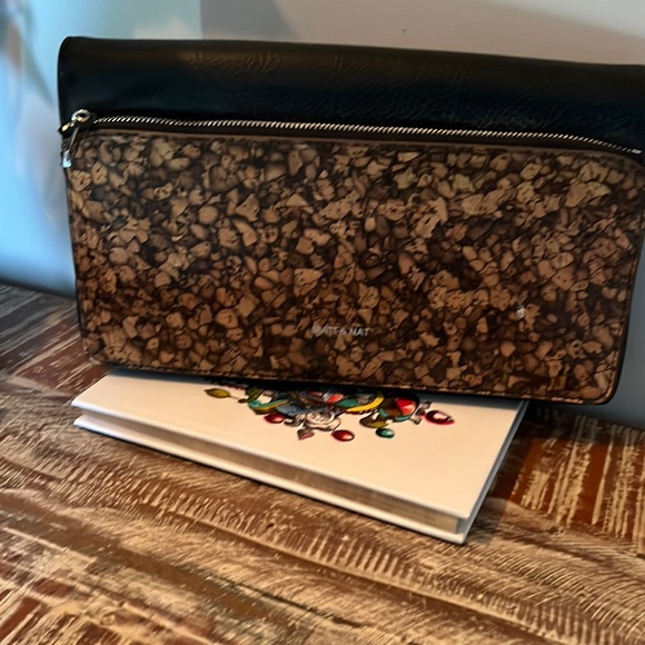 Matt&Nat clutch - Picture 1 of 4